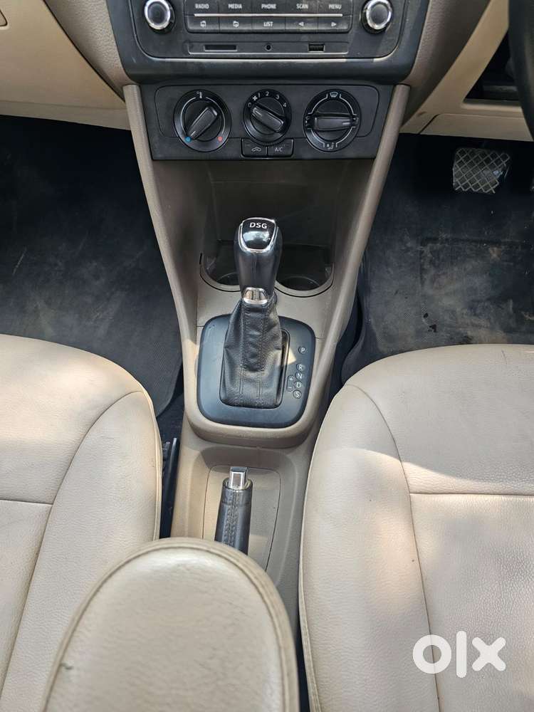 Skoda Rapid 1.5 Tdi At Ambition With Alloy Wheel, 2015, Diesel