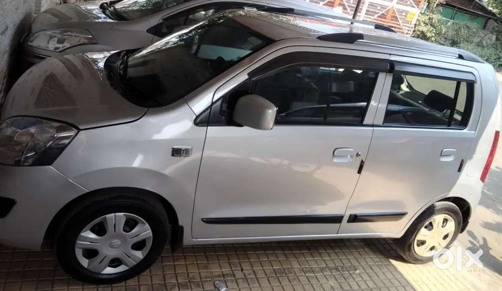 Maruti Suzuki Wagon R 2015  New Tyre,new Battery.