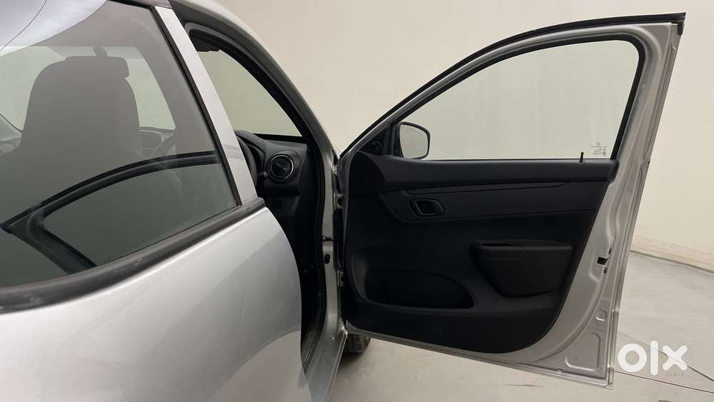 Renault Kwid 2019-ongoing 1.0 Rxl Amt, 2025, Petrol