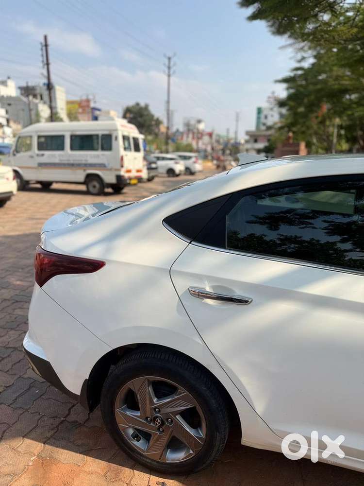 Hyundai Petrol Manual 2021 Car
