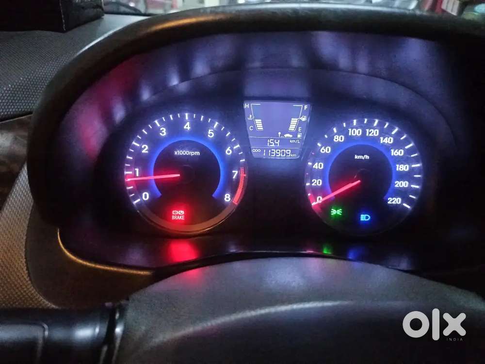 Well Maintained Hyundai Verna With New Seats And 5 New Tyres.