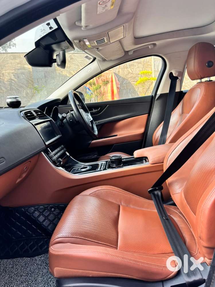 Jaguar Xe 2019 Petrol 27988 Km Driven