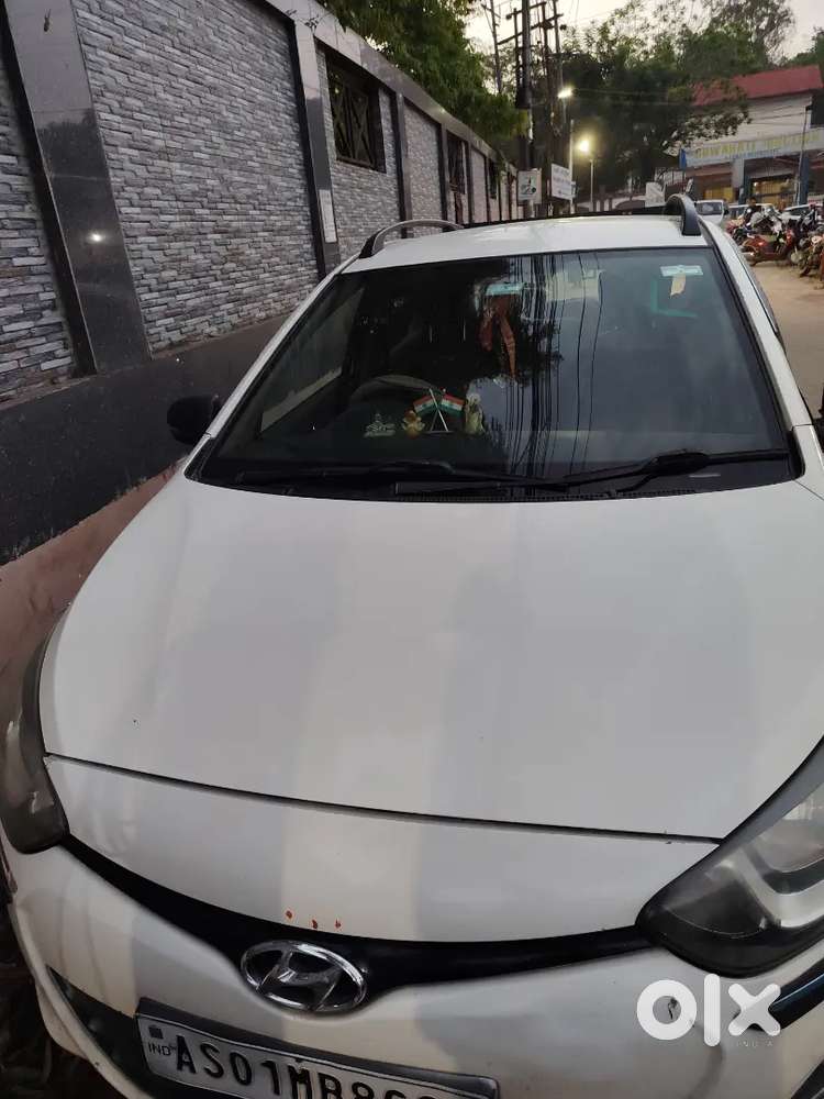 Hyundai I20 2012 Diesel 71000 Km Driven Good Condition