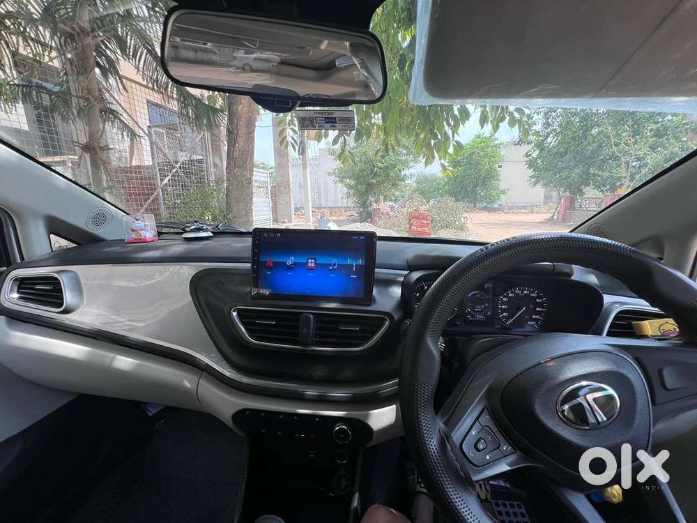 Tata Altroz Xms Petrol Manual 2025 Year