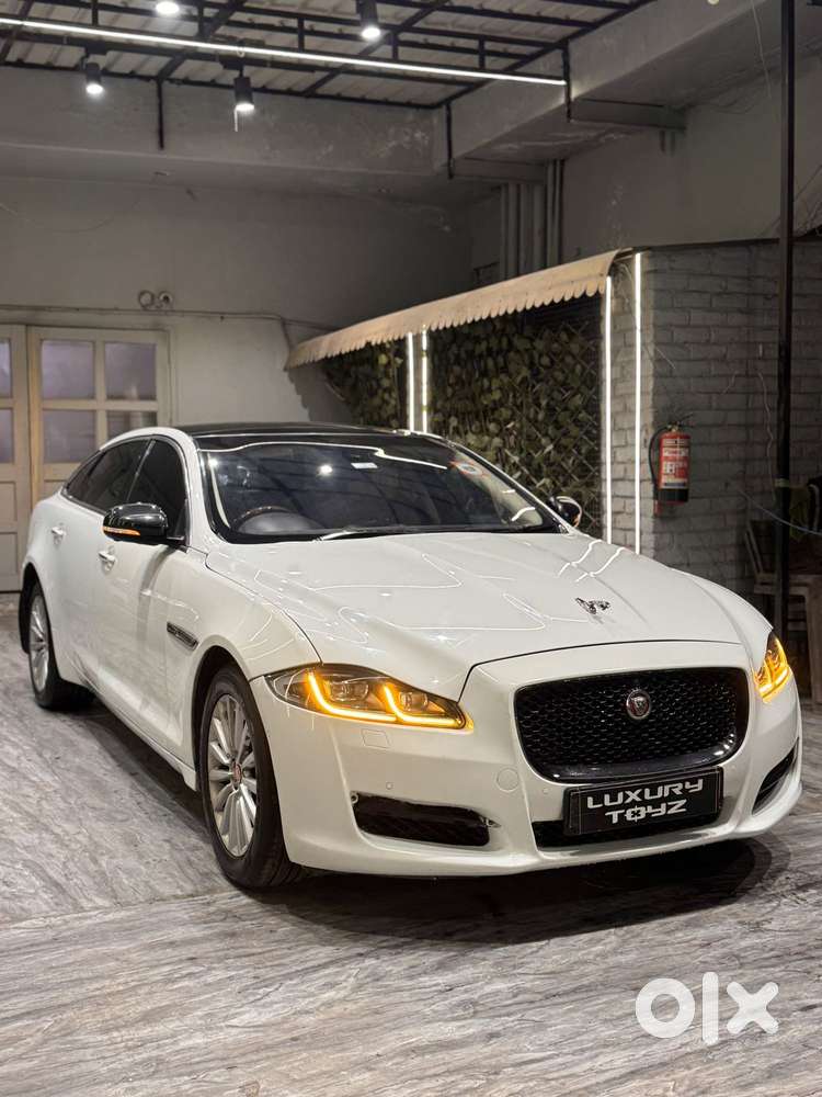 Jaguar Xj 2.0l Portfolio, 2019, Petrol