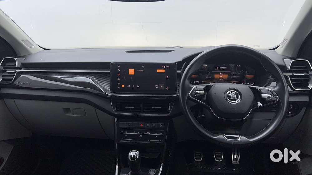 Skoda Kushaq Style 1.0l Tsi Mt, 2023, Petrol