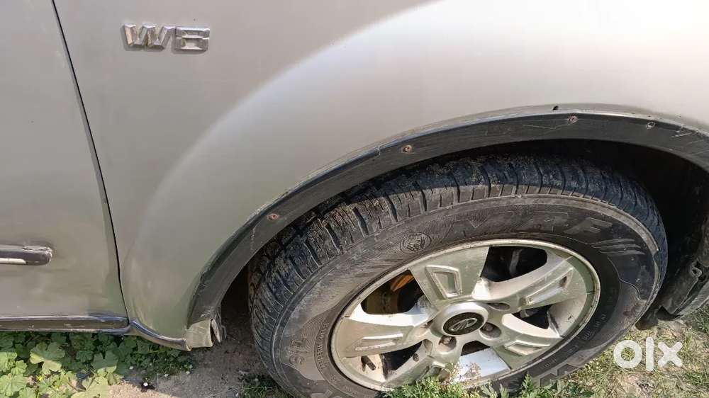 Mahindra Xuv500 2012