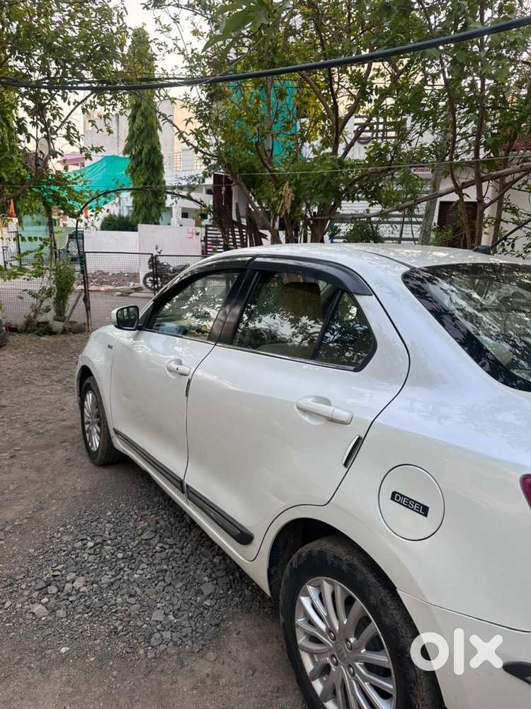 Maruti Suzuki Dzire 2017 95000 Km Driven