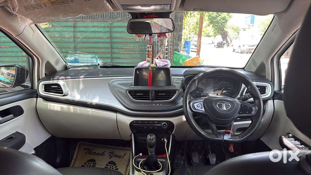 Tata Altroz Petrol 2023