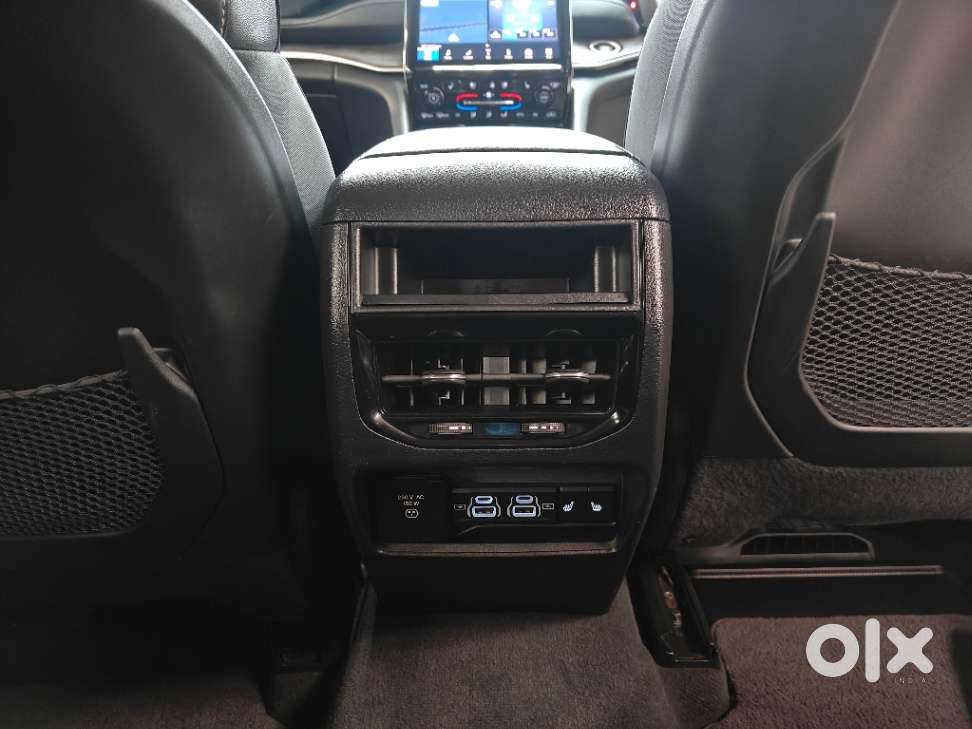 Jeep Grand Cherokee Limited (o) 4x4 At, 2023, Petrol