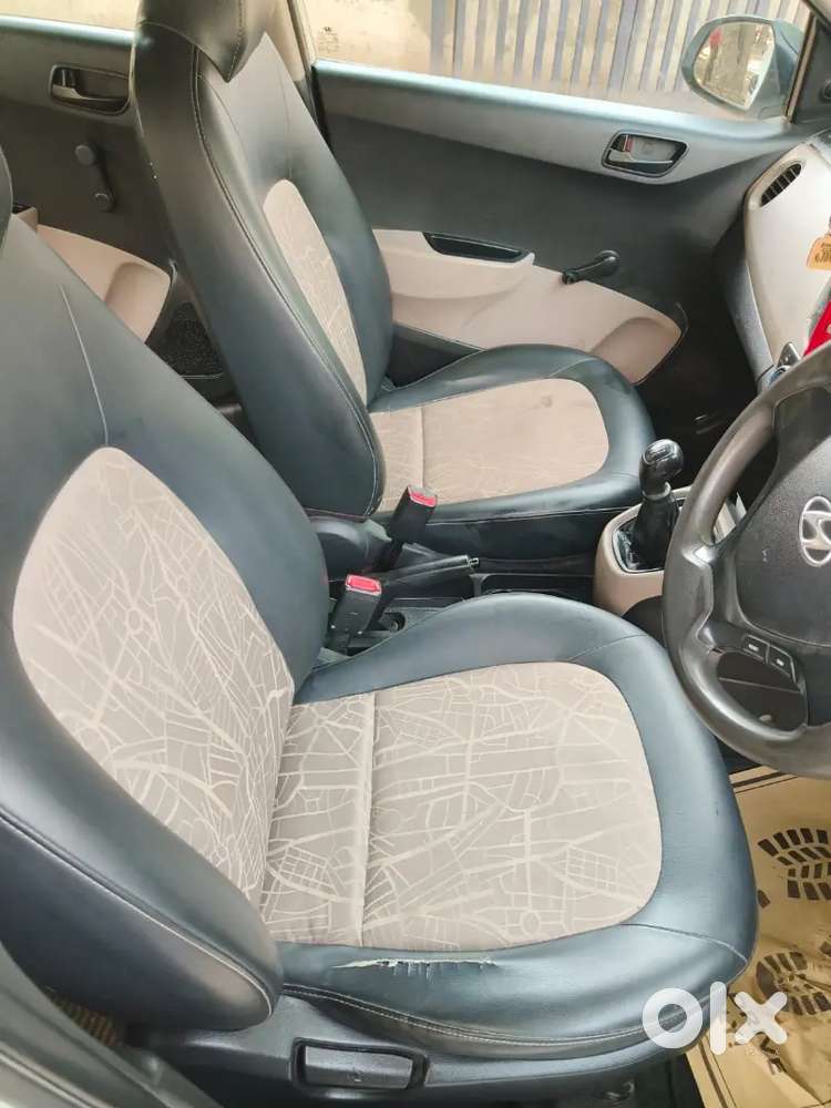 Hyundai Xcent 2016 Base_cng