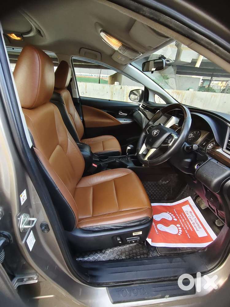 Toyota Innova Crysta 2.8z Automatic, 2017, Diesel