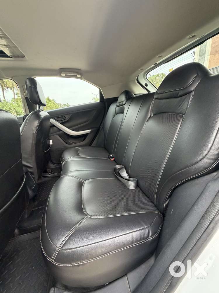 Tata Nexon 1.2 Revotron Xm (s), 2021, Petrol