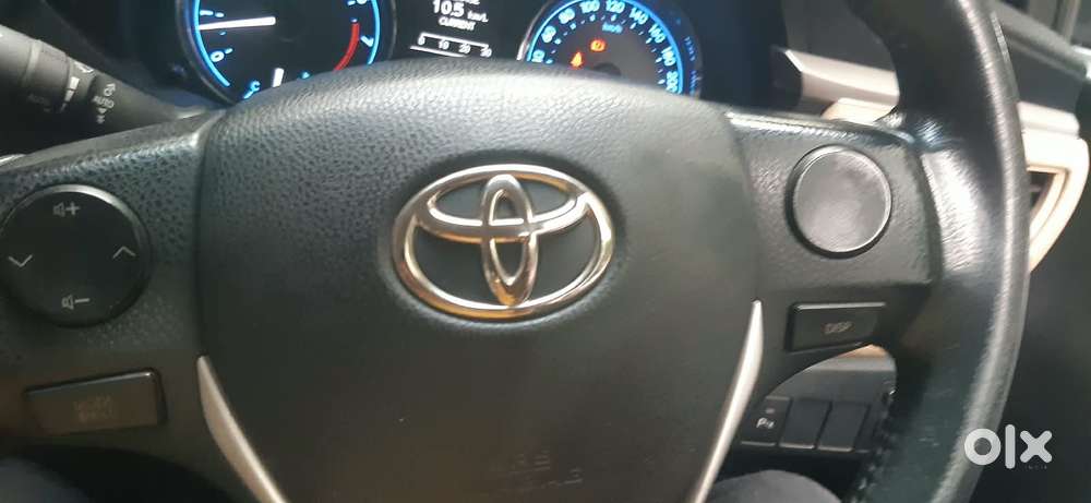 Toyota Corolla Altis 1.8 G, 2014, Petrol