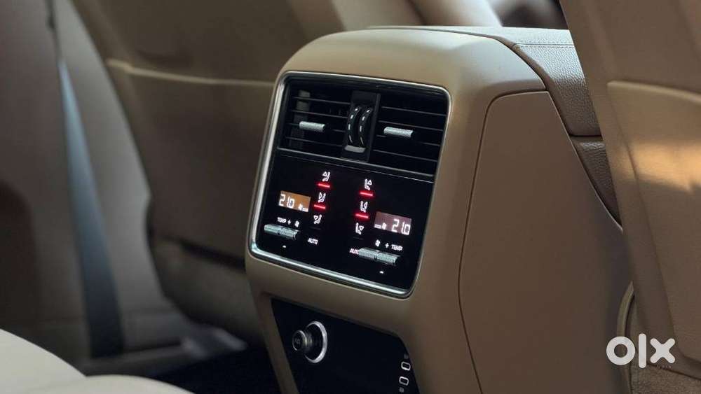 Porsche Cayenne Platinum Edition, 2023, Petrol