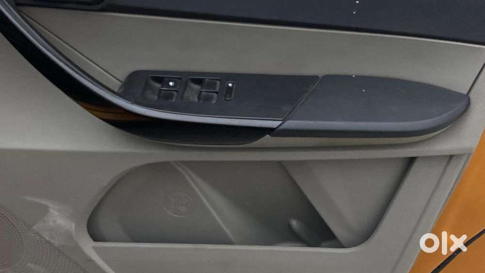 Tata Tiago 1.2 Revotron Xm, 2018, Petrol