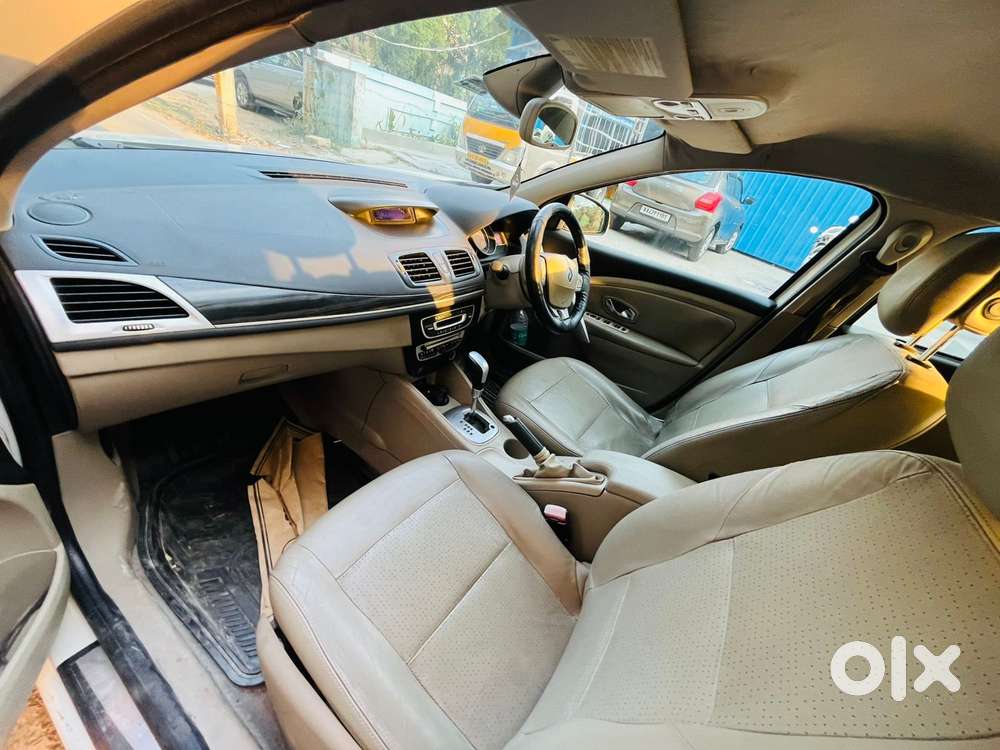 Renault Fluence, 2011, Petrol