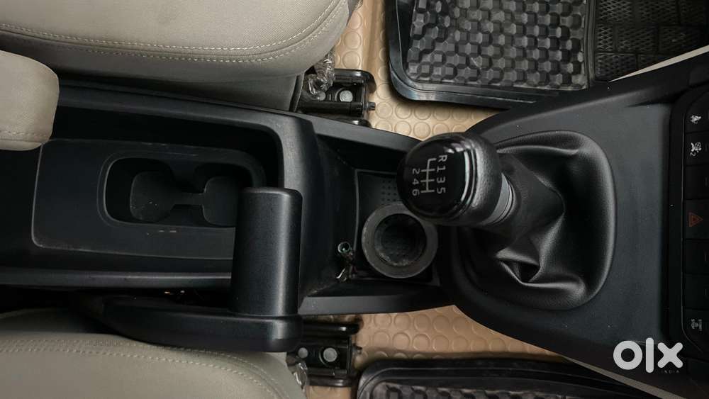 Mahindra Marazzo M2, 2021, Diesel