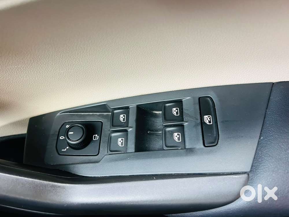 Skoda Slavia 1.5 Tsi Style At, 2024, Petrol
