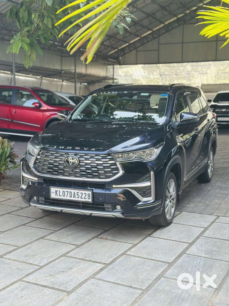 Toyota Innova Hycross 2.0 Zx (o) Hybrid 7 Str, 2023, Diesel