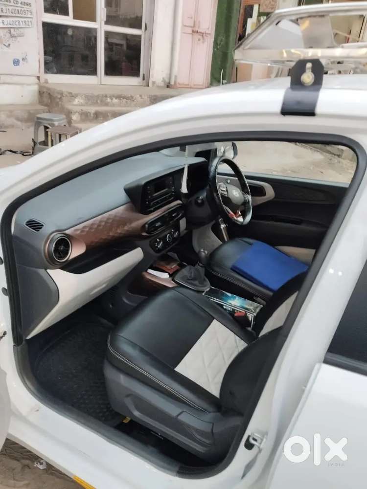 Hyundai Aura 2025 Cng & Hybrids 36000 Km Driven
