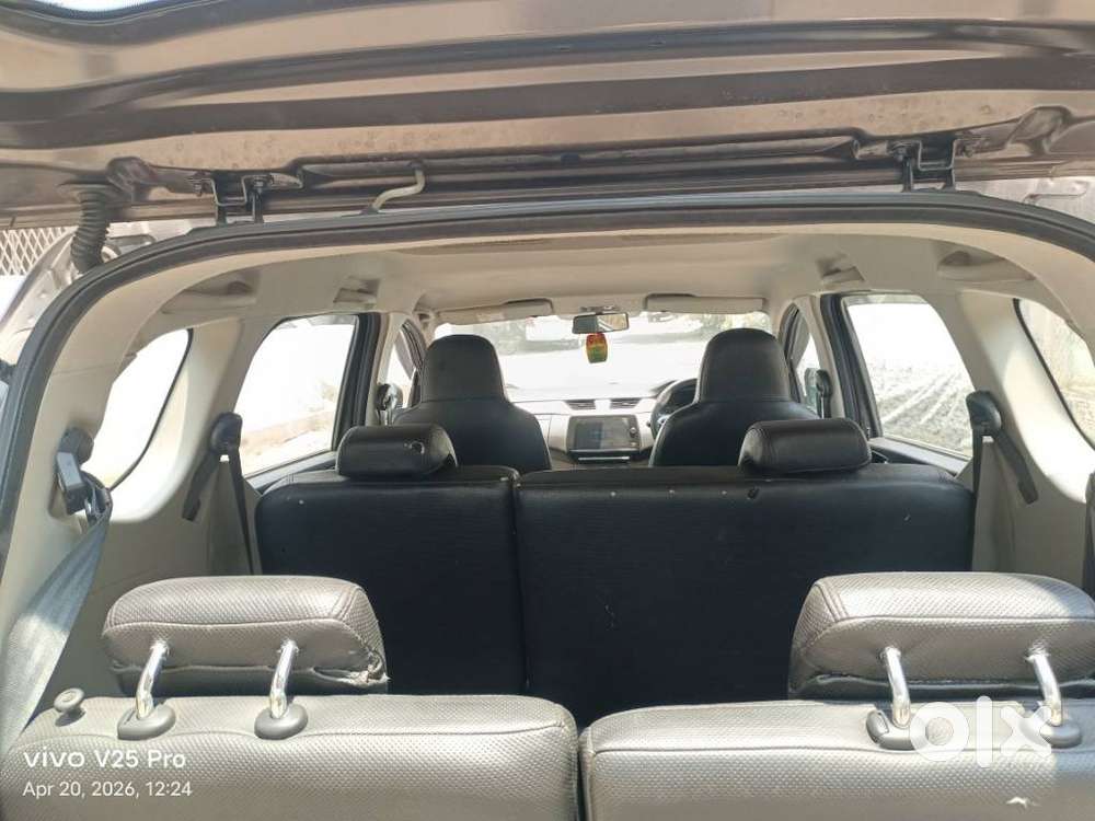 Renault Triber Rxz, 2021, Petrol