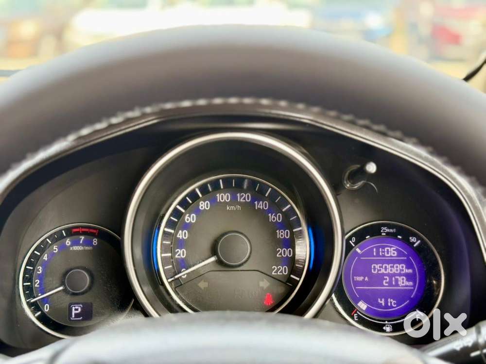 Honda Jazz V Cvt, 2015, Petrol