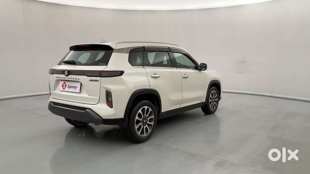 Maruti Suzuki Grand Vitara 1.5 Alpha Plus Intelligent Hybrid Ecvt, 2..