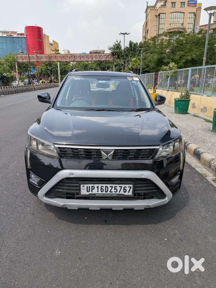 Mahindra Xuv300 W8 Option, 2023, Petrol