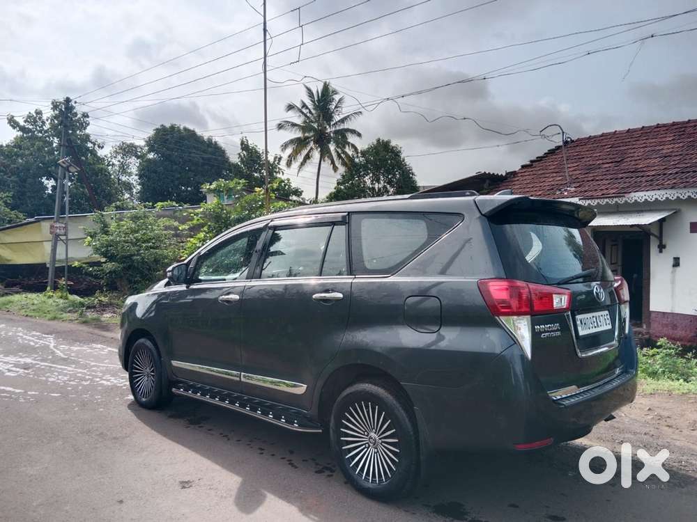 Toyota Innova Crysta 2017