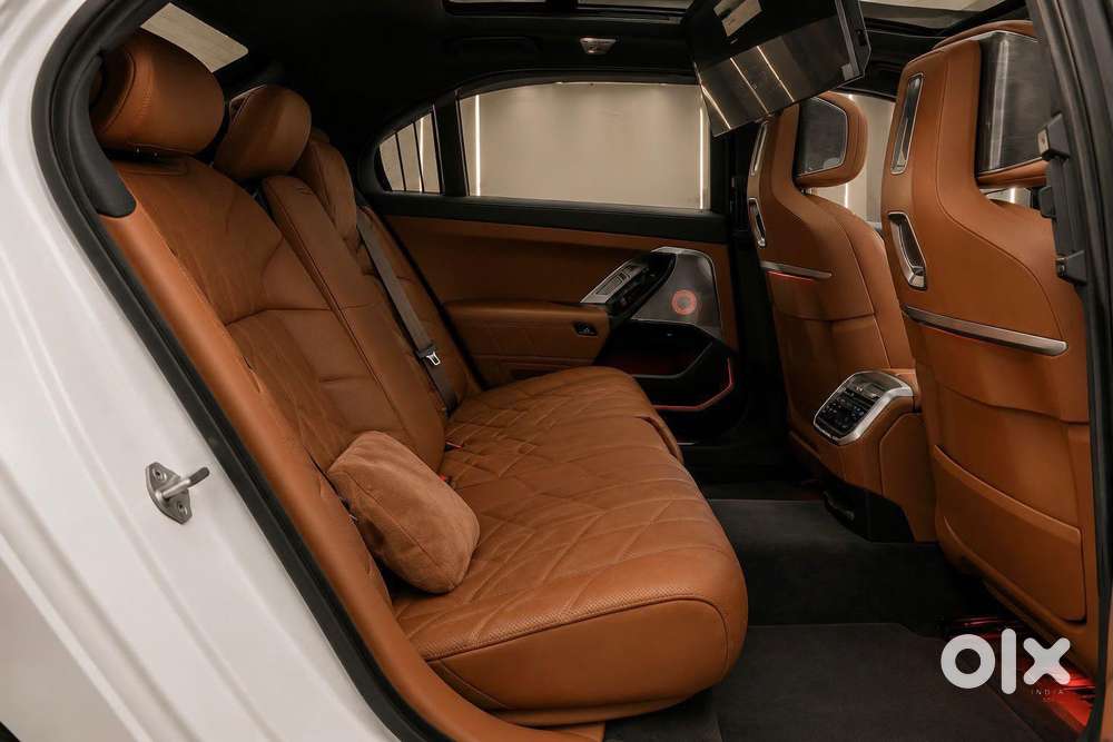 Bmw 7 Series 740i M Sport Petrol Automatic, 2025