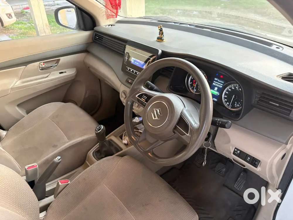 Non Accidental , Company Service Record. Neat And Clean Vehicle