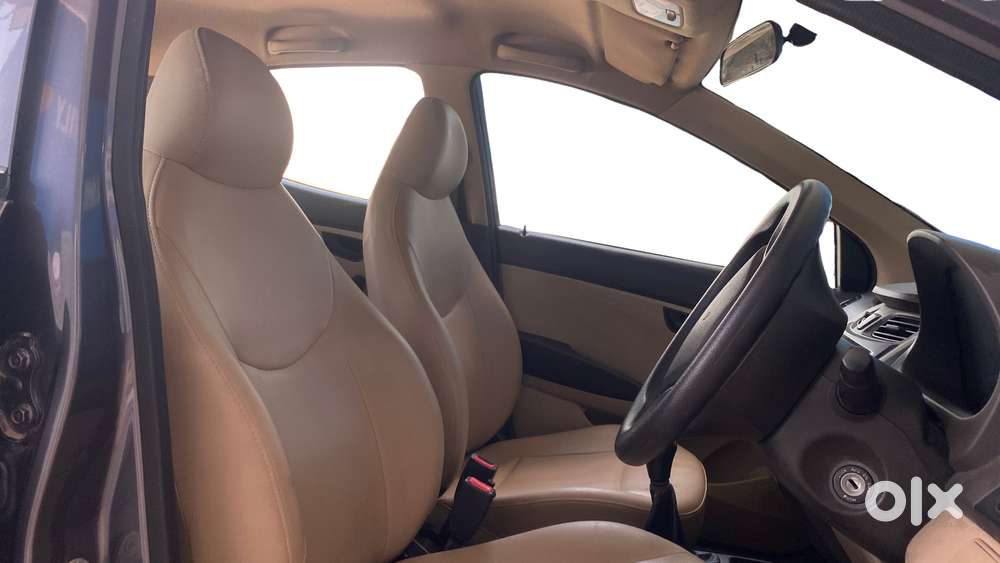 Hyundai Eon Era +, 2017, Petrol