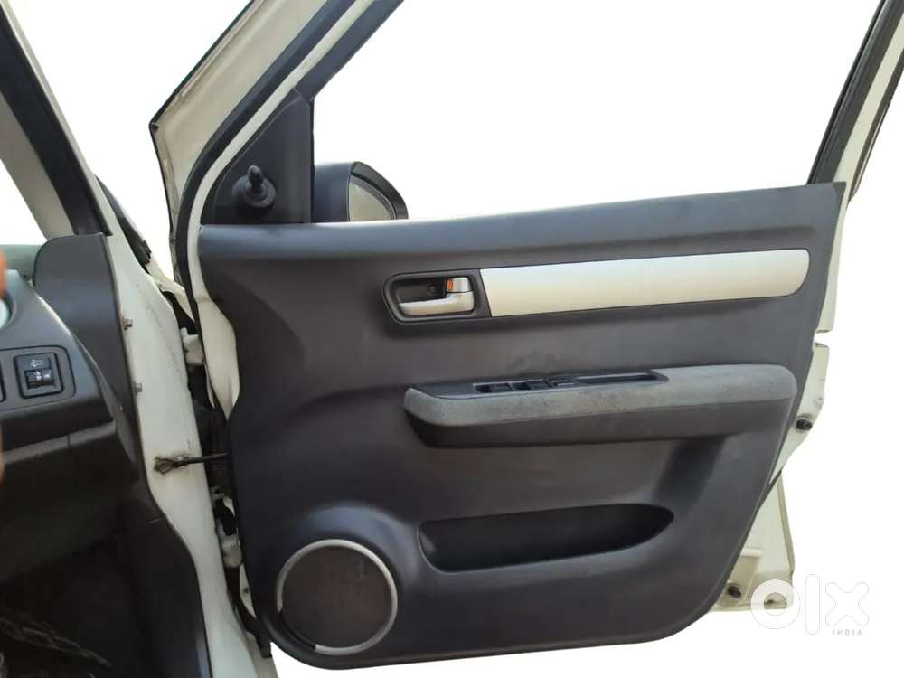 Maruti Suzuki Dzire 2011