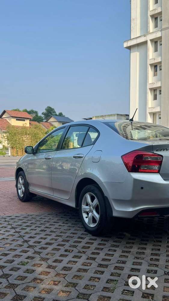Honda City Petrol (mt) 2013