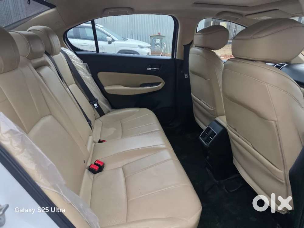 Honda City Zx Petrol Mt, 2023, Petrol