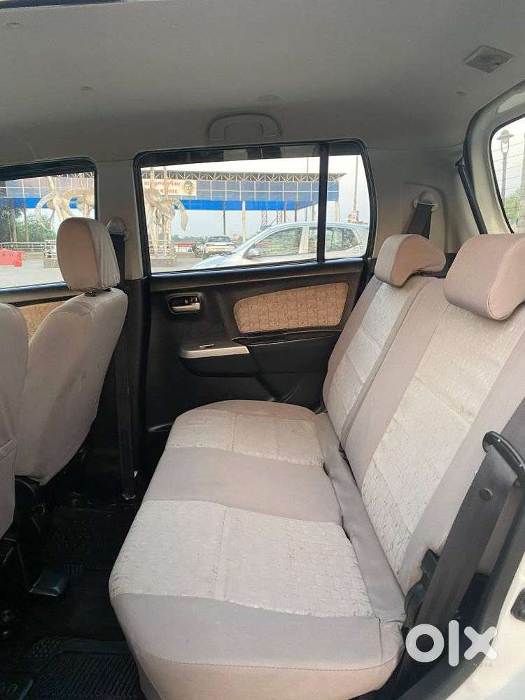 Maruti Suzuki Wagon R Vxi Amt1.2, 2016, Petrol