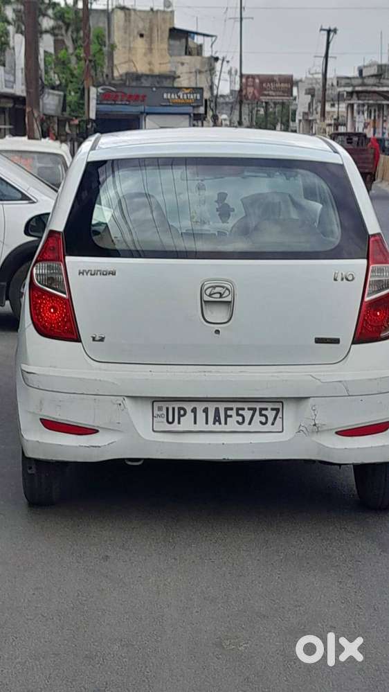 I10,megna,2011,2nd Owner, White,petrol