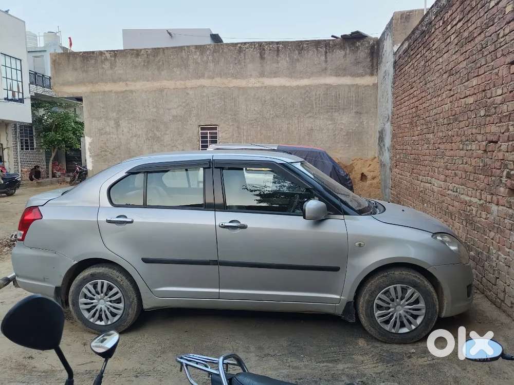 Maruti Suzuki Swift Dzire 2011 Petrol 80000 Km Driven