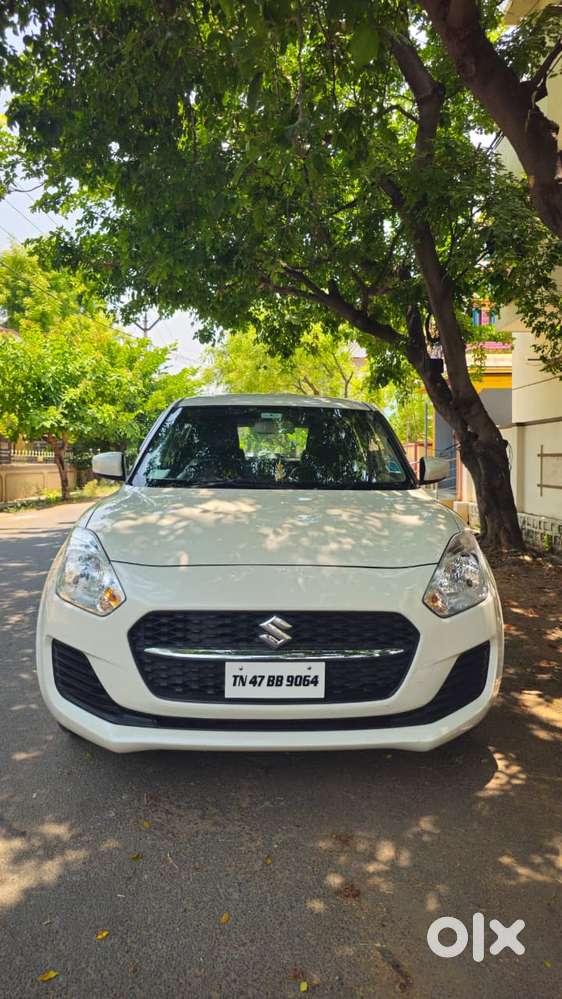Maruti Suzuki Swift Vxi + Manual, 2023, Petrol