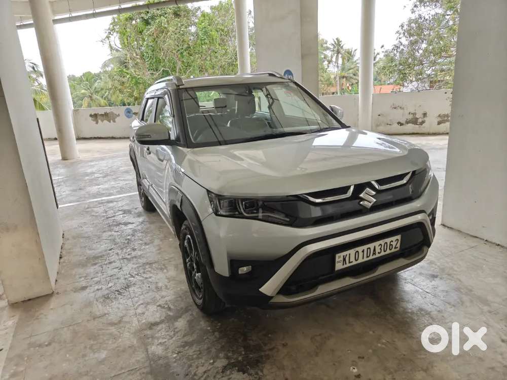 Maruti Brezza 1.5 Zxi Hybrid 2024