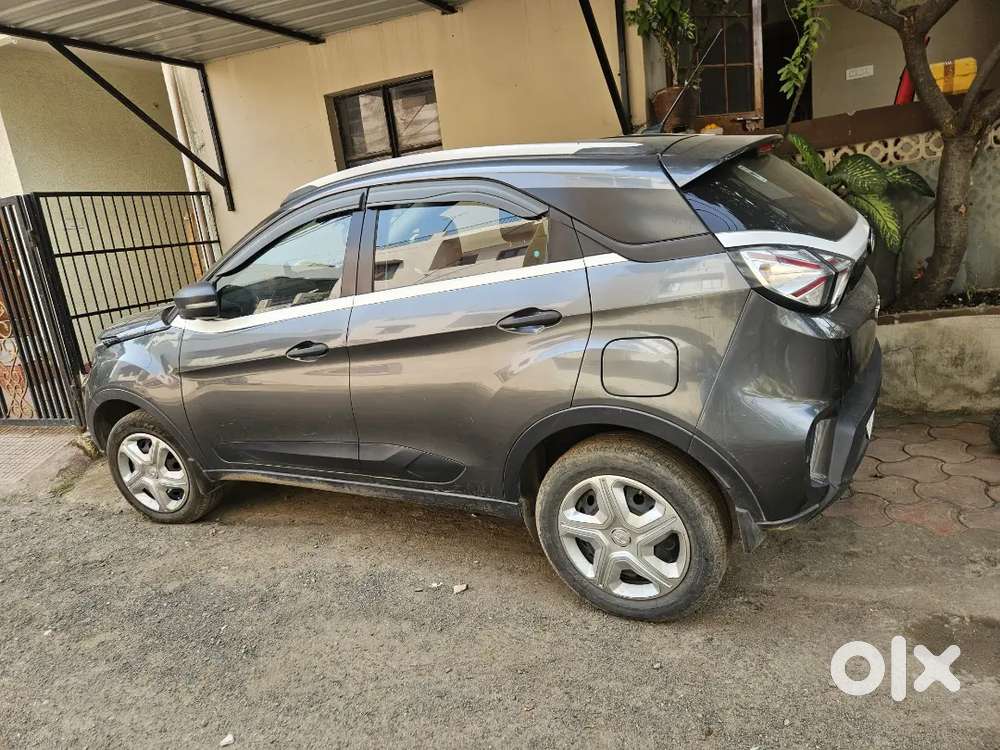 Tata Nexon 2021 Petrol Amt