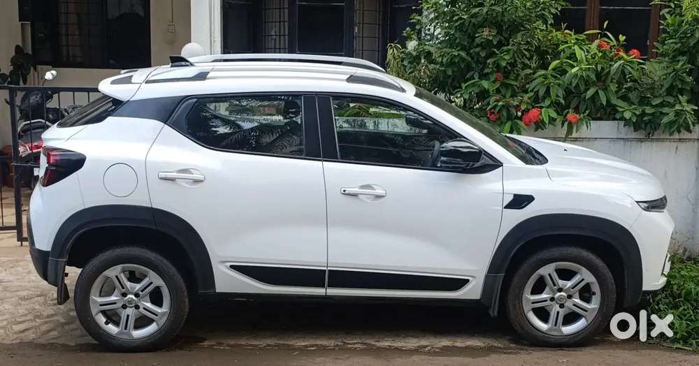 Renault Kiger Rxt,  Petrol , Manual , January 2022