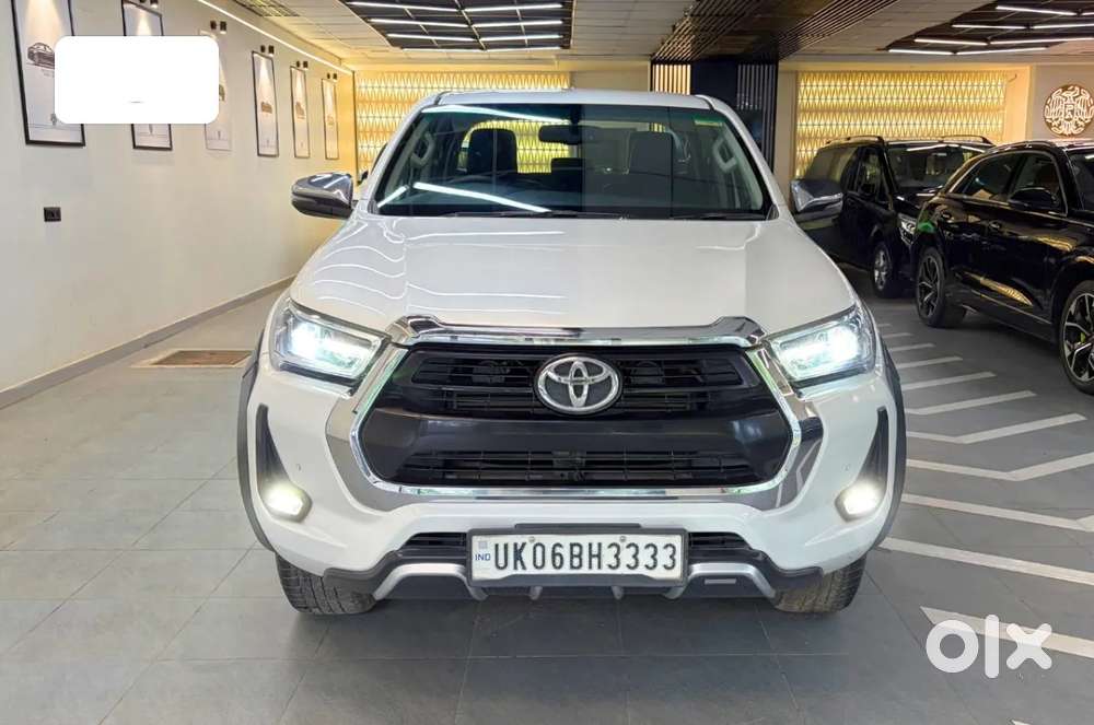 Toyota Hilux 2.8 High 4x4 Mt, 2023, Diesel