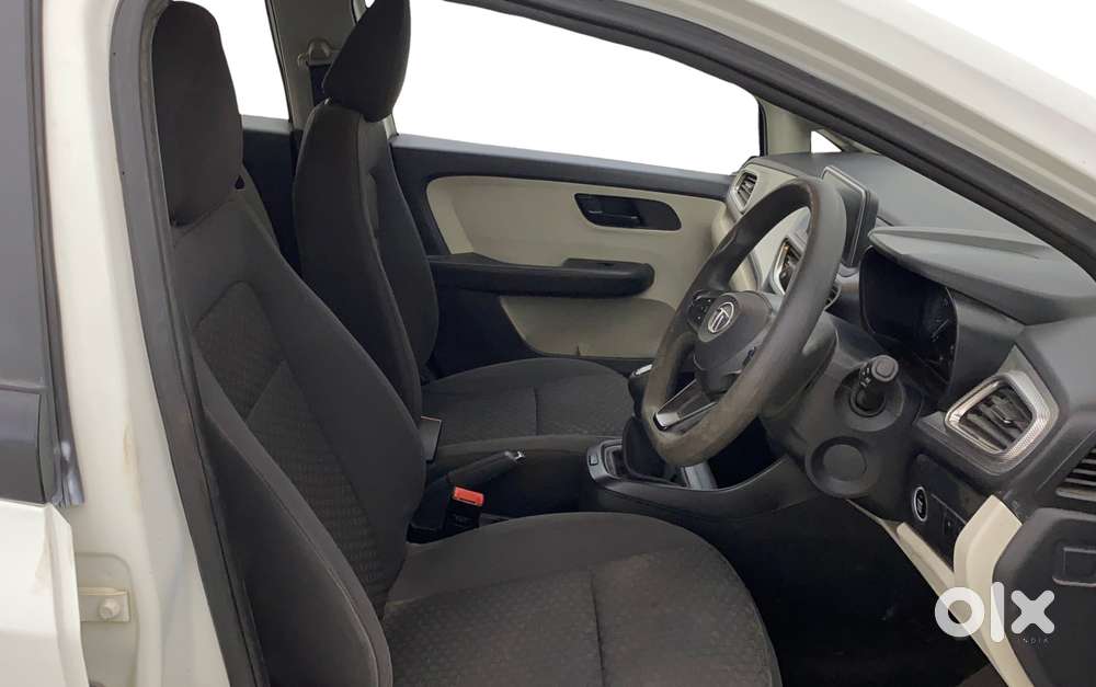 Tata Altroz 1.2 Xt, 2022, Petrol