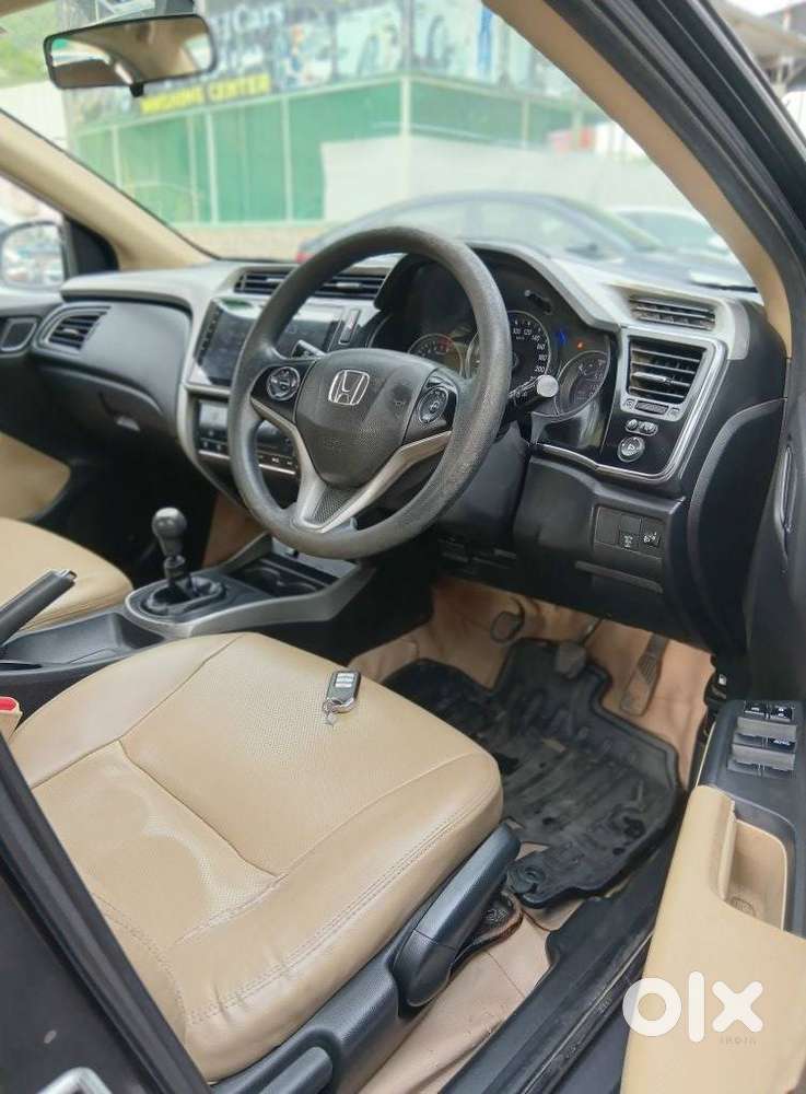Honda City 1.5 V 5th Gen I-vtec Mt, 2018, Petrol