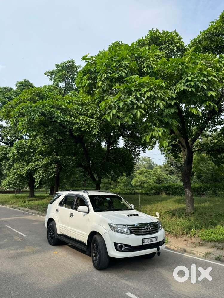 Toyota Fortuner Diesel 2012