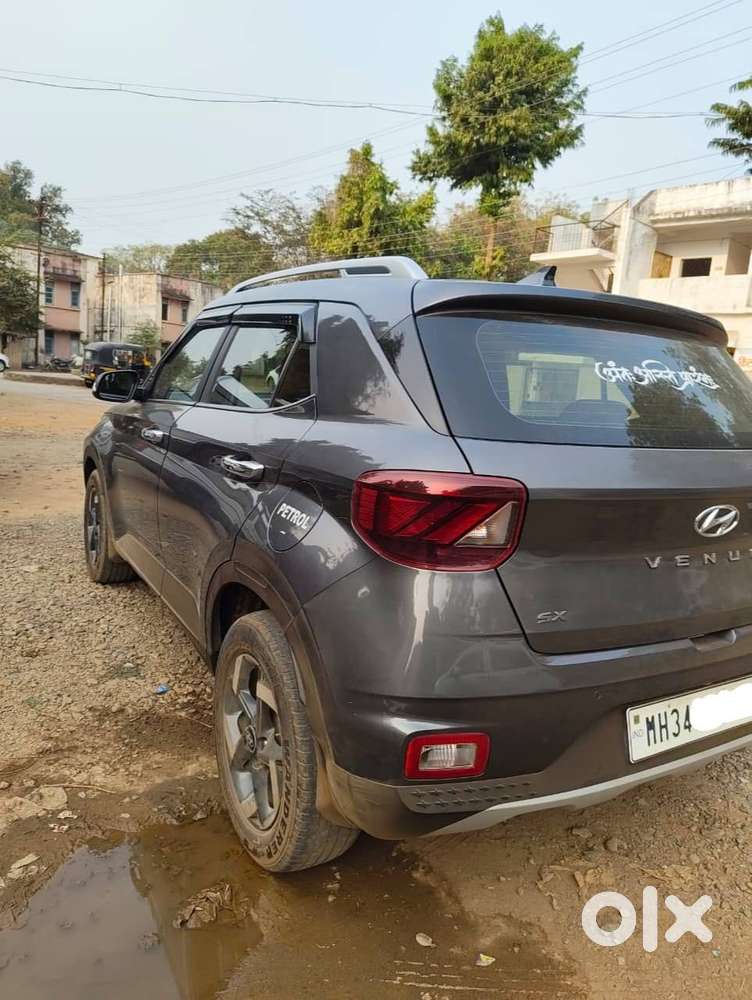 Hyundai Venue Sx Turbo Imt 2021  Sunroof  Alloys  54000 Km