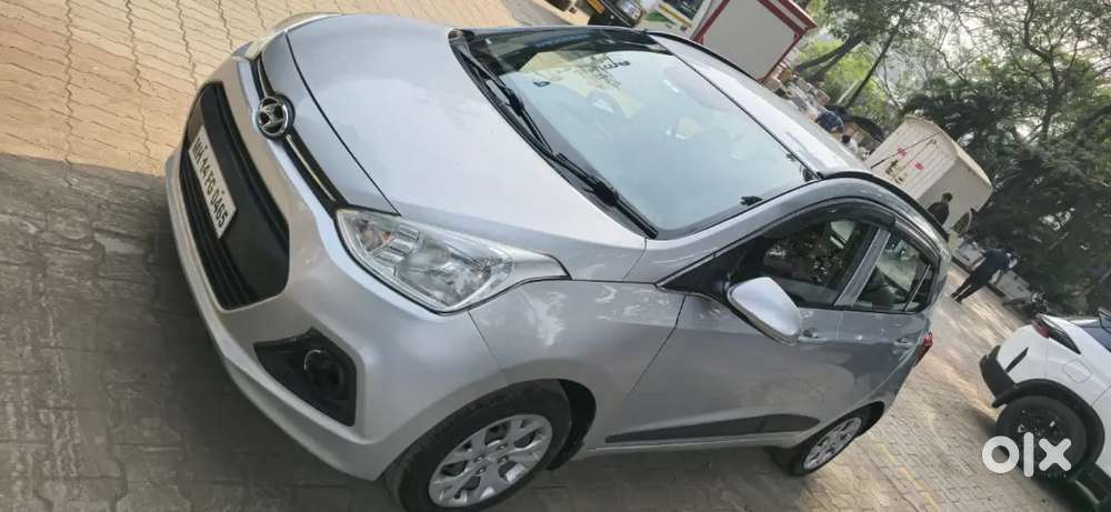 Hyundai Grand I10 Sportz 2015 Petrol 70000 Km Driven