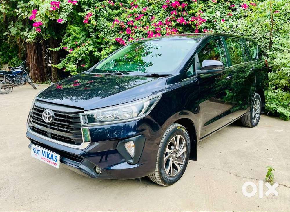 Toyota Innova Crysta [2020-ongoing] 2.4 Gx 7 Str, 2022, Diesel